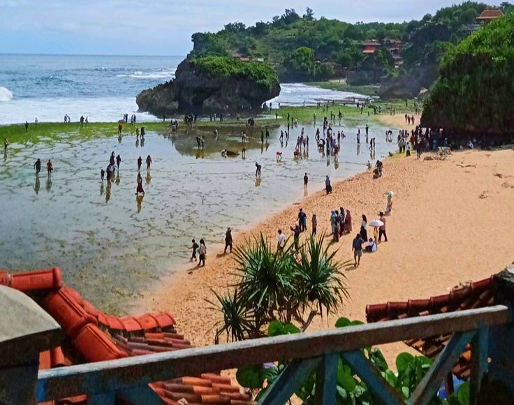 Jelang Padusan Ramadhan, Puluhan Personel SAR Monitoring Di Kawasan Pantai Gunungkidul Jelang Padusan Ramadhan, Puluhan Personel SAR Monitoring Di Kawasan Pantai Gunungkidul