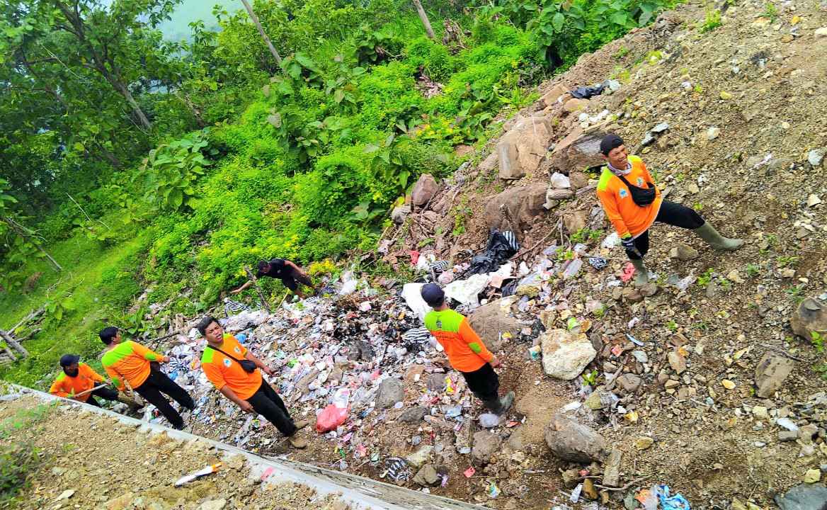 Bupati Gunungkidul Terbitkan SE Nomor 10 Tahun 2024 : Gerakan Gaya Hidup Sadar Sampah Bupati Gunungkidul Terbitkan SE Nomor 10 Tahun 2024 : Gerakan Gaya Hidup Sadar Sampah