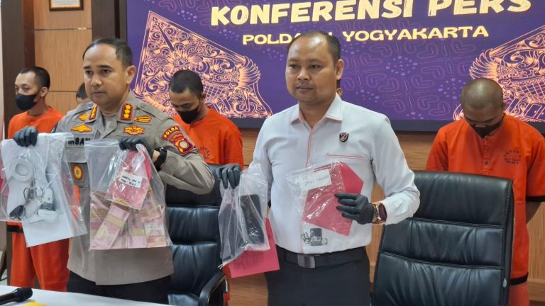 Polda DIY Tangkap 7 Pria Penyelanggara Judi Online Lewat Streaming TikTok