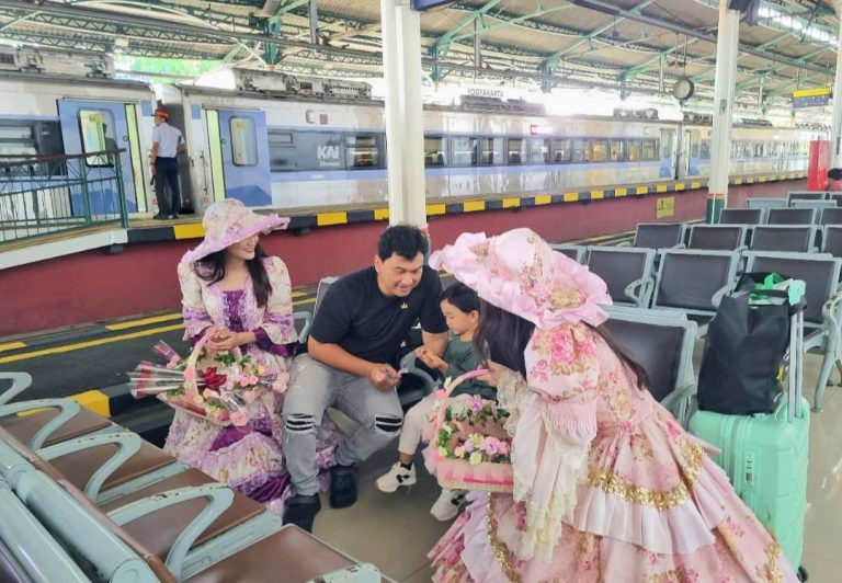 Valentine Day, Daop 6 Ubah Kelas Ekonomi Jadi Eksektif dan Eksektutif Jadi Luxury