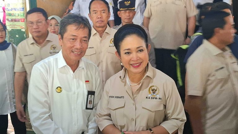 Titiek Soeharto Blusukan Ke Pasar Beringharjo Memastikan Jelang Ramadhan Stok Pangan Aman