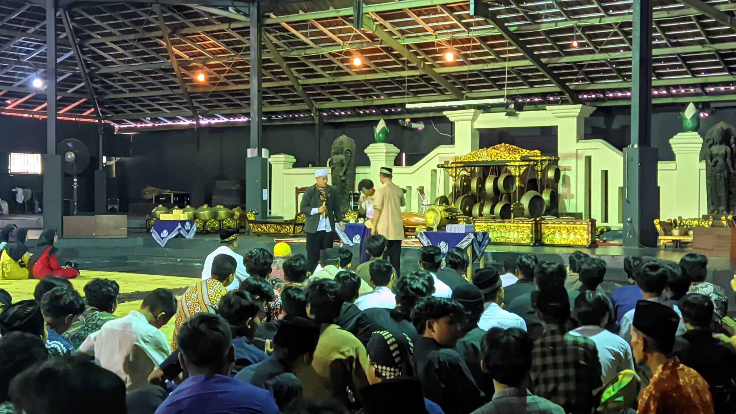 Ngaji Sikep Ramadhan Bareng Ustadz Rustam Nawawi di SMKI Yogyakarta