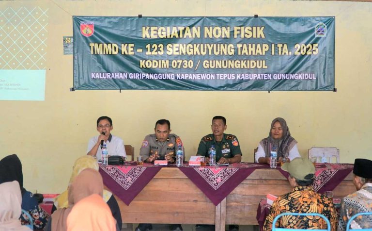 Kodim 0730/Gunungkidul Gelar Penyuluhan Wasbang Sasaran Non Fisik TMMD Sengkuyung Ke 123 Tahap I Tahun 2025