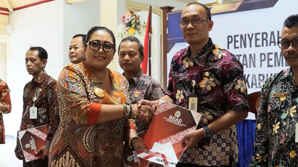 Penerimaan PBB-P2 Tahun 2025 Gunungkidul Targetkan Rp 25,54 Miliar Penerimaan PBB-P2 Tahun 2025 Gunungkidul Targetkan Rp 25,54 Miliar