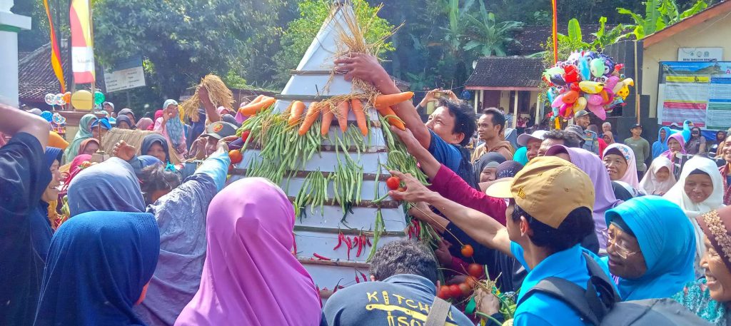 Rasulan Tilas Winangun Purwodadi Masih Original Lestarikan Adat Budayanya
