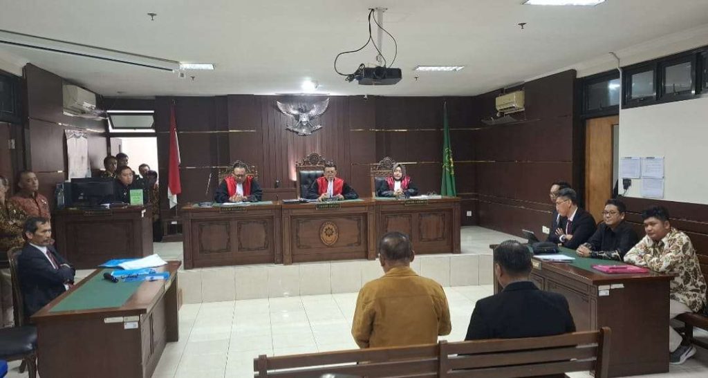 Polemik Ijazah Jokowi : Alasan Sidang Perdana Gugatan Terhadap UGM ditunda di PN Sleman Polemik Ijazah Jokowi : Alasan Sidang Perdana Gugatan Terhadap UGM ditunda di PN Sleman