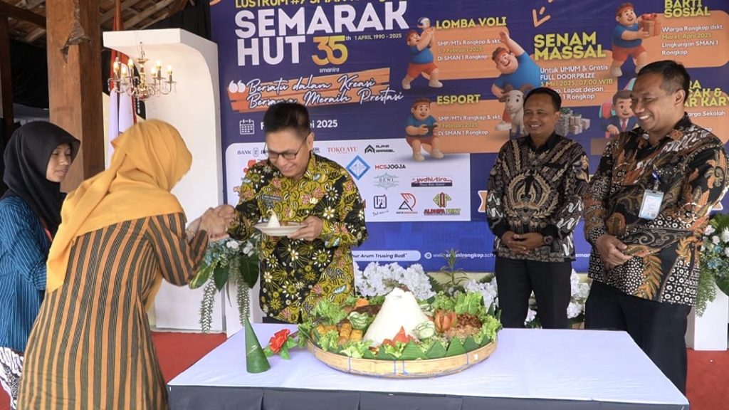 Puncak HUT ke-35 SMA Negeri 1 Rongkop Gelar Karya P5