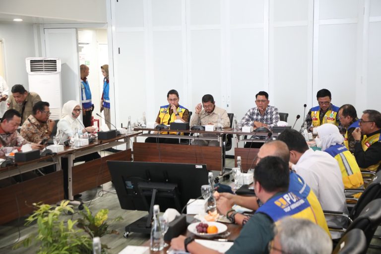 Bakal Beroperasi Tahun 2026, Komisi V DPR RI Tinjau Progres Pembangunan Jalan Tol Yogyakarta–Bawen Seksi I