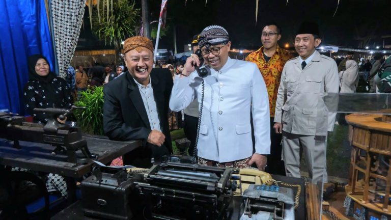 Meriahkan Hari Jadi ke-1.119 Kota Magelang Event Ikonik Kembali digelar di Alun-alun Meriahkan Hari Jadi ke-1.119 Kota Magelang Event Ikonik Kembali digelar di Alun-alun