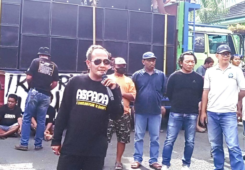 Solidaritas Sopir Truk Gunungkidul Demo Tuntut Pembatalan Aturan Baru ODOL di Depan Gedung DPRD Gunungkidul