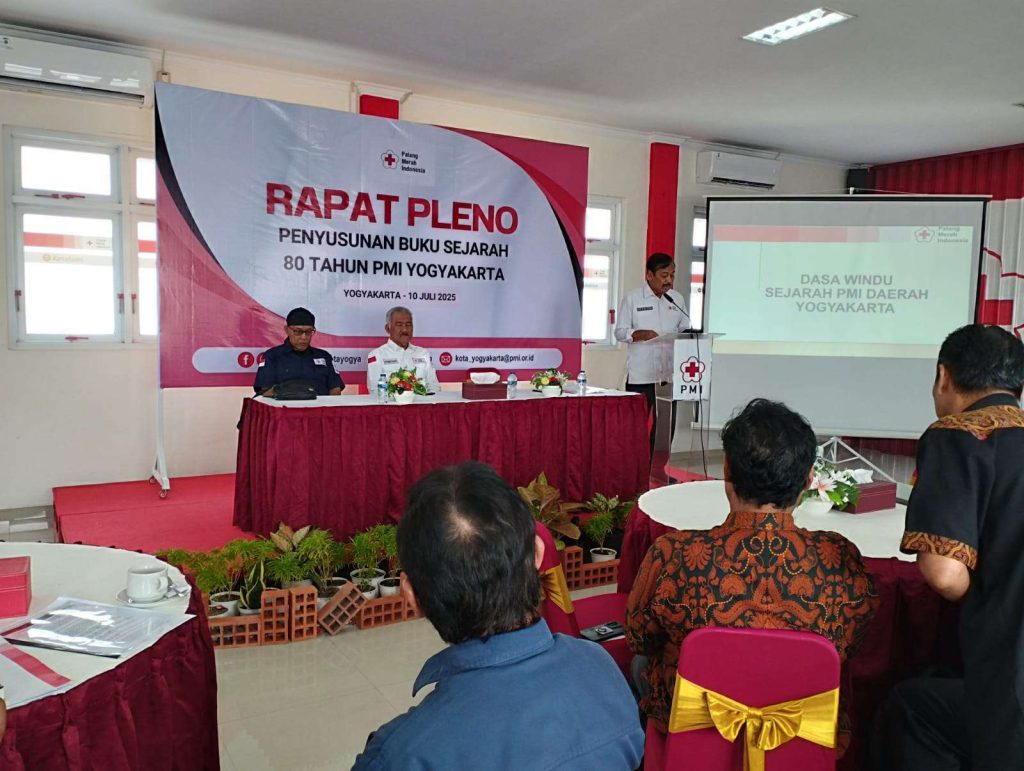PMI Yogyakarta Gelar Rapat Pleno Susun Buku Sejarah 80 Tahun PMI Yogyakarta Gelar Rapat Pleno Susun Buku Sejarah 80 Tahun
