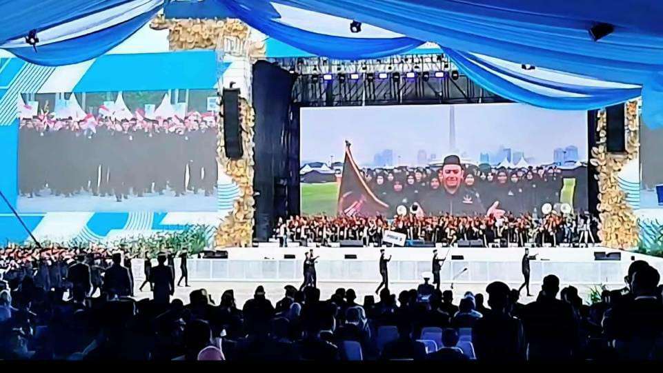 Presiden Prabowo Apresiasi Batalyon Perisai Syarikat Islam di Momen HUT Bhayangkara ke-79 Presiden Prabowo Apresiasi Batalyon Perisai Syarikat Islam di Momen HUT Bhayangkara ke-79