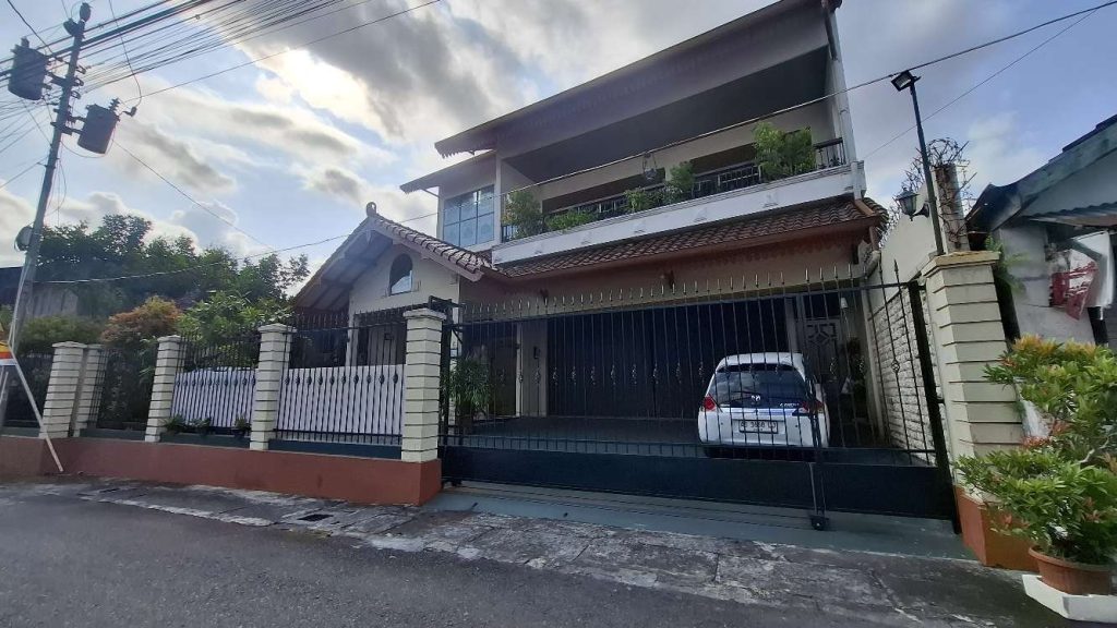 Suasana Rumah Duka Arya Daru Pangayunan Jogja Sepi Saat Konferensi Pers Polda Metro Jaya, Tetangga Ragukan Dugaan Bunuh Diri