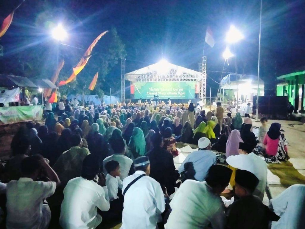 Acara Haflah Khotmil Qur’an Daarul Muta’allimin ke-06 Menjadi Motivasi Tersendiri Bagi Para Santri Acara Haflah Khotmil Qur’an Daarul Muta’allimin ke-06 Menjadi Motivasi Tersendiri Bagi Para Santri