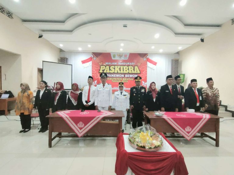 Membangun Generasi Berkarakter: Penyuluh KUA Sewon Hadiri Inagurasi Paskibra