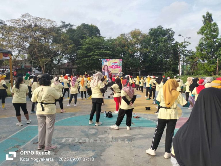 Senam Zumba Gratis & Lomba Foto Peringatan HUT ke 80 RI, Kerjasama KORMI Kota Yogyakarta Dengan PT Internal Aloha