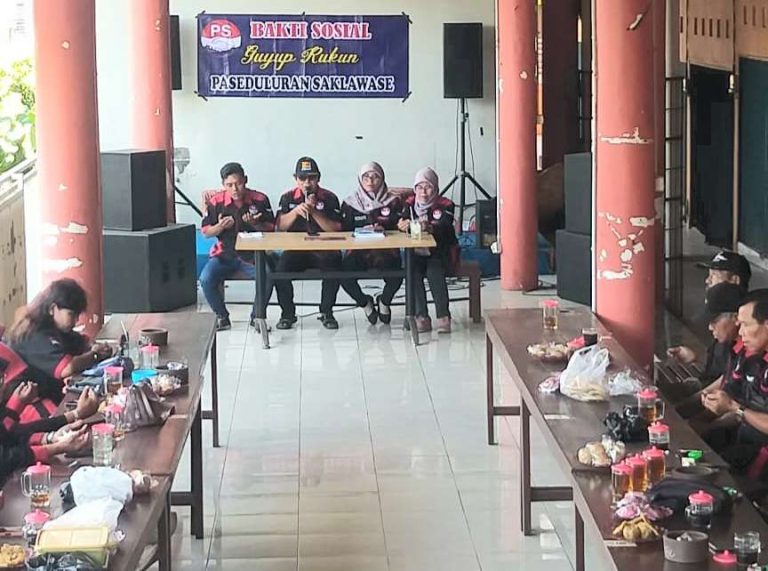 Paguyuban Peseduluran Selawase Gelar Acara Kopdar di Pasar Argosari Paguyuban Peseduluran Selawase Gelar Acara Kopdar di Pasar Argosari