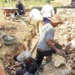 Ciptakan Lingkungan Bersih Masyarakat Trowono Giat Kerja Bakti Bangun Drainase