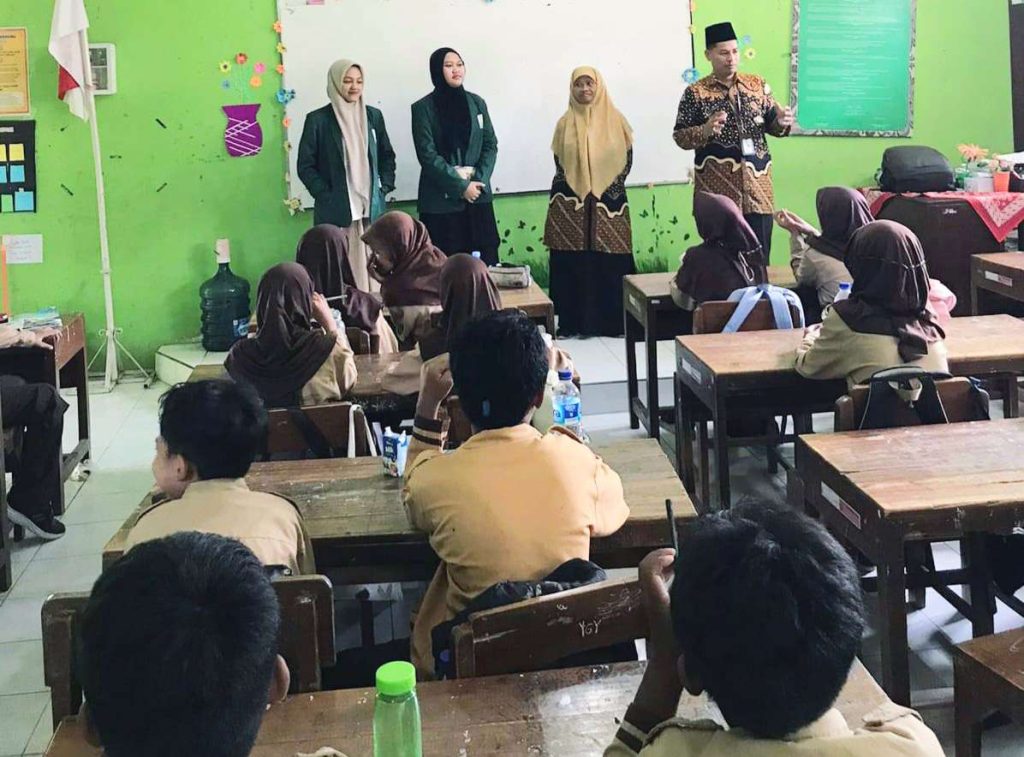 Cetak Generasi Qur’ani, Penyuluh KUA Sewon Launching Program Pemberantasan Buta Huruf Al-Qur’an di SDN 2 Wojo Cetak Generasi Qur’ani, Penyuluh KUA Sewon Launching Program Pemberantasan Buta Huruf Al-Qur’an di SDN 2 Wojo