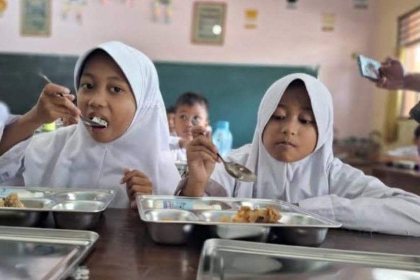 Kasus Keracunan Massal MBG di Jogja, Sultan HB X Soroti Kualitas Masak Dini Hari : “Masak Jam 2 Pagi, Ya Mesti Keracunan”