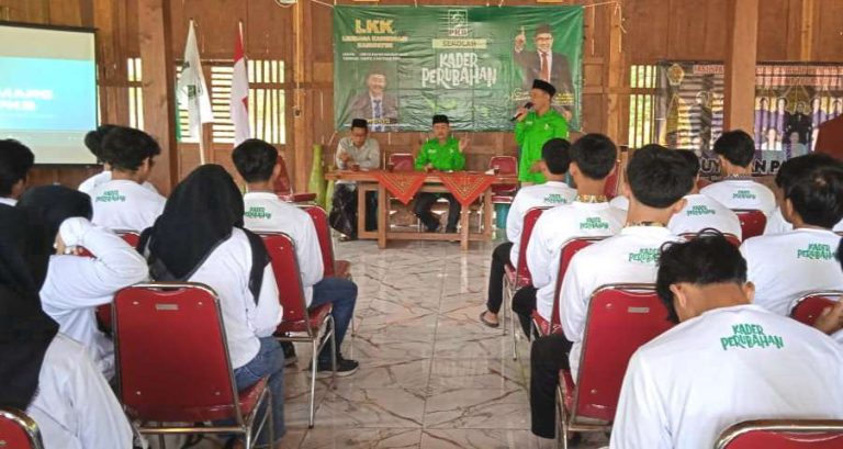 Ciptakan Kader Generasi Muda Ketua DPC PKB Gunungkidul Membuka Sekolah Kader Perubahan Kapanewon Rongkop Ciptakan Kader Generasi Muda Ketua DPC PKB Gunungkidul Membuka Sekolah Kader Perubahan Kapanewon Rongkop
