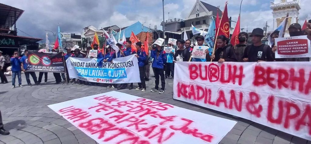 Polda DIY Catat 18 Aksi Unjuk Rasa selama Oktober 2025, Bangga Aksi Massa Berjalan Tertib Polda DIY Catat 18 Aksi Unjuk Rasa selama Oktober 2025, Bangga Aksi Massa Berjalan Tertib