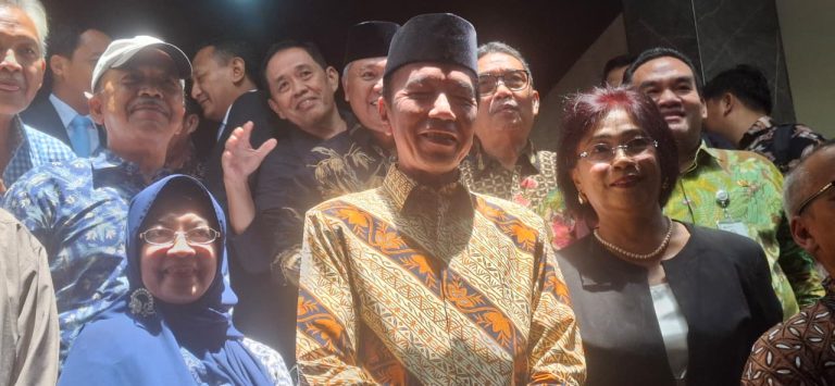 Jokowi Sampaikan Ucapan Ulang Tahun Kepada Presiden Prabowo & Menyoroti Program Besar yang Berjalan