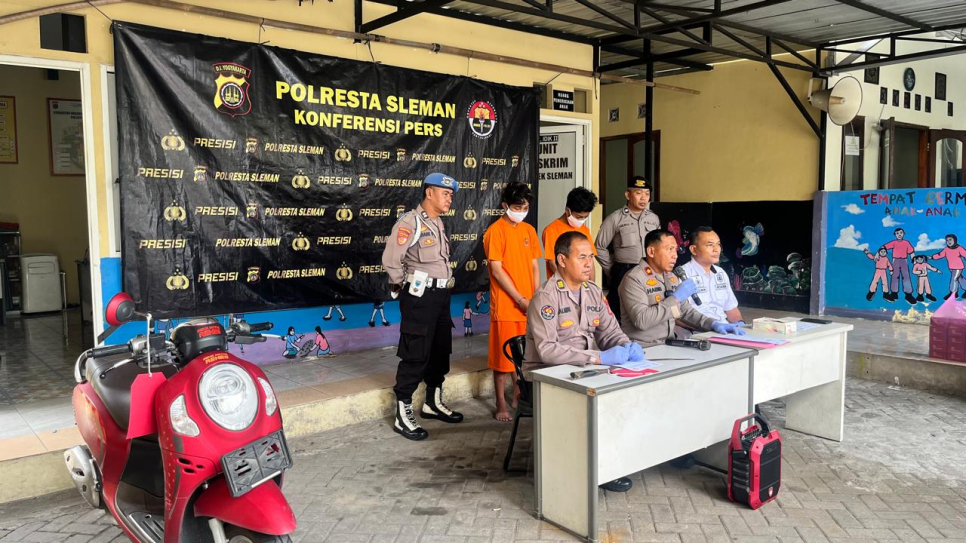 Dua Pelajar Nekat Bacok Pengendara Motor Diringkus Polisi