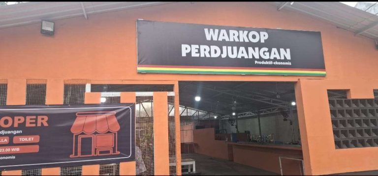 Sepiring Makan Gratis Dan Kost Murah Ala Warkop Perjuangan Jogja: Pelipur Lara Mahasiswa Perantau di Tengah Banjir Aceh, Sumut, dan Sumbar