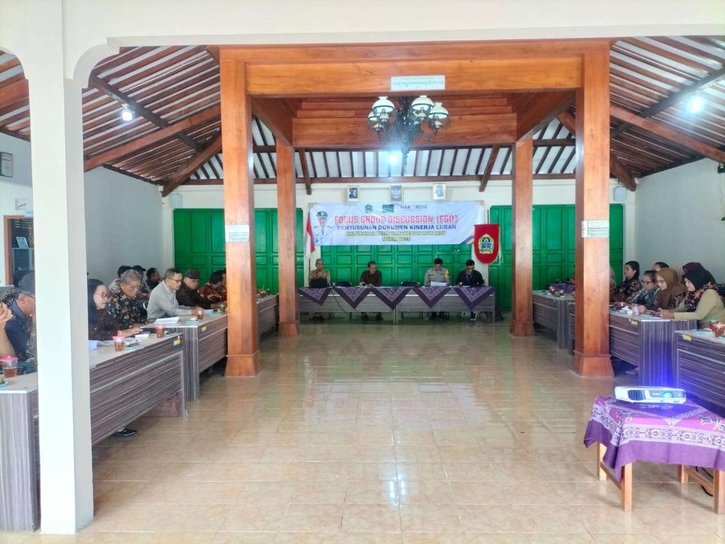 Kalurahan Petir Gelar FGD Penyusunan Dokumen Kinerja Lurah Kalurahan Petir Gelar FGD Penyusunan Dokumen Kinerja Lurah