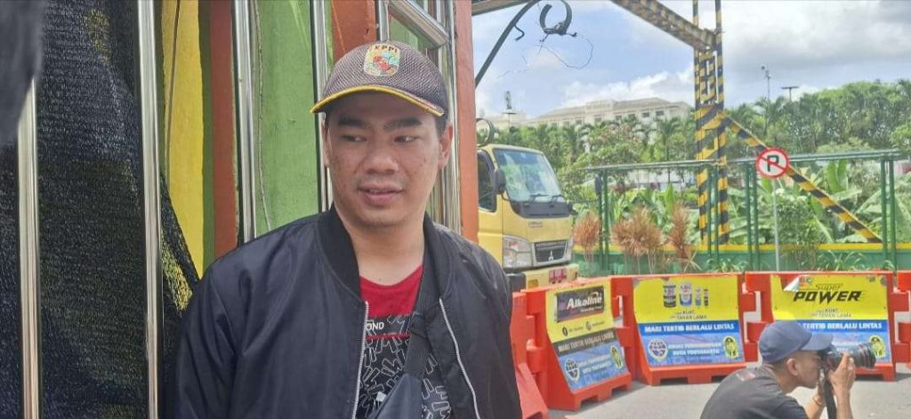 Imbas Penutupan Persial Jembatan Kewek : Gang Ledokan Jadi Jalan Pintas Pemotor Imbas Penutupan Persial Jembatan Kewek : Gang Ledokan Jadi Jalan Pintas Pemotor