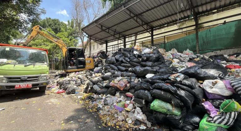 Pemkot Jogja Percepat Penanganan Penumpukan Sampah di Sejumlah Depo Jelang Libur Natal & Tahun Baru