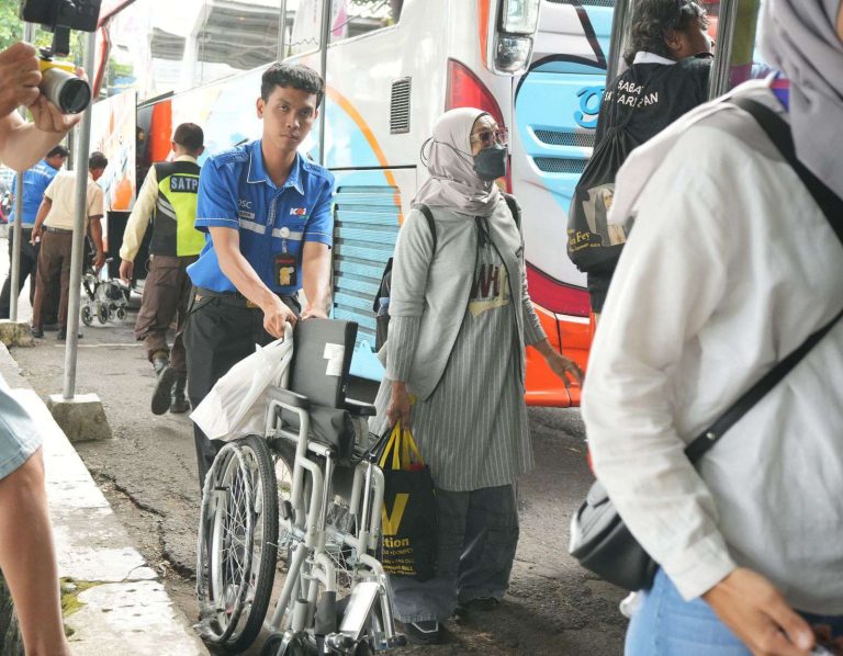 Sambut Nataru 2025/2026, KAI Daop 6 Jogja Siagakan 342 Petugas Pengamanan dan 28 CSM Ramah Difabel