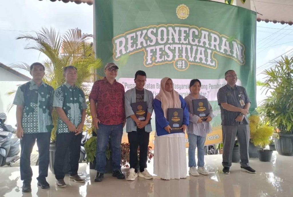 Reksonegaran Festival: Pembagian Raport Dibalut Pentas Seni dan Bazzar UMKM