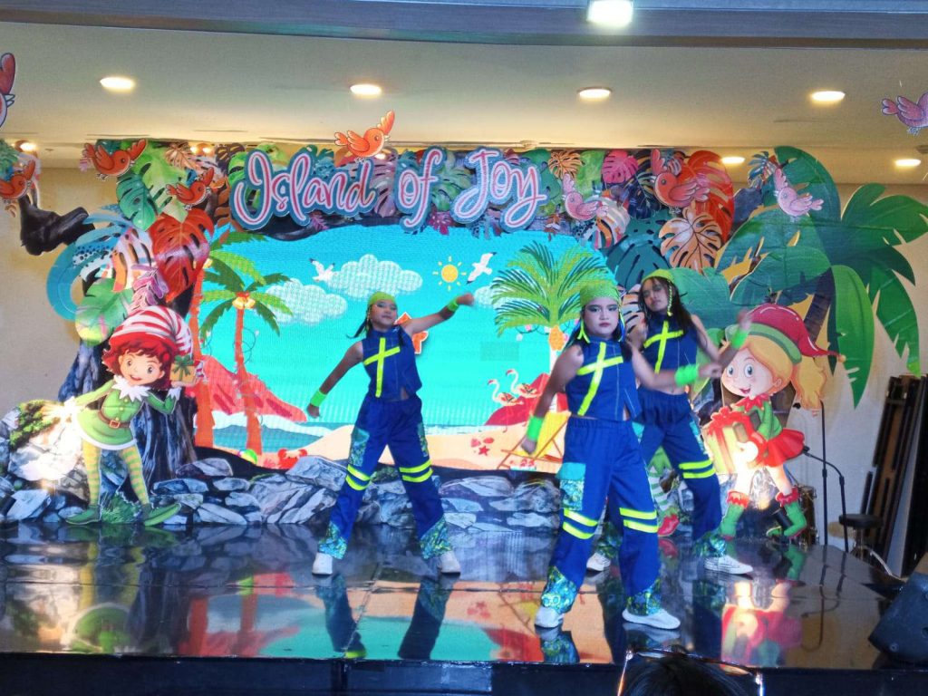 Safin Dance Studio Student Showcase Memukau Pengunjung Malioboro Mall Yogyakarta Safin Dance Studio Student Showcase Memukau Pengunjung Malioboro Mall Yogyakarta