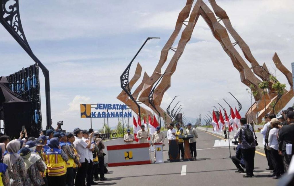 Jembatan Pandansimo diresmikan dengan Nama Jembatan Kabanaran Menuai Beragam Tanggapan