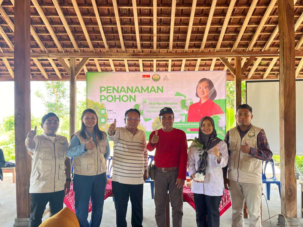 Gandeng Warga dan Mahasiswa, DPRD DIY Bersama Yayasan Lima Lima Rastra Tanam 3.000 Pohon di Dua Titik Gunungkidul