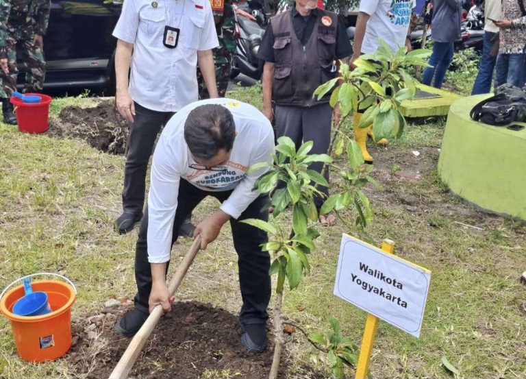 Peduli Sungai Code Kini Terwujud Melalui KPS Surokarsan