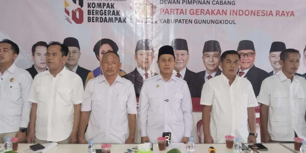 HUT Gerindra ke-18 Memiliki Semangat Baru, Bersama Joko Parwoto Akan Kuasai Gunungkidul HUT Gerindra ke-18 Memiliki Semangat Baru, Bersama Joko Parwoto Akan Kuasai Gunungkidul