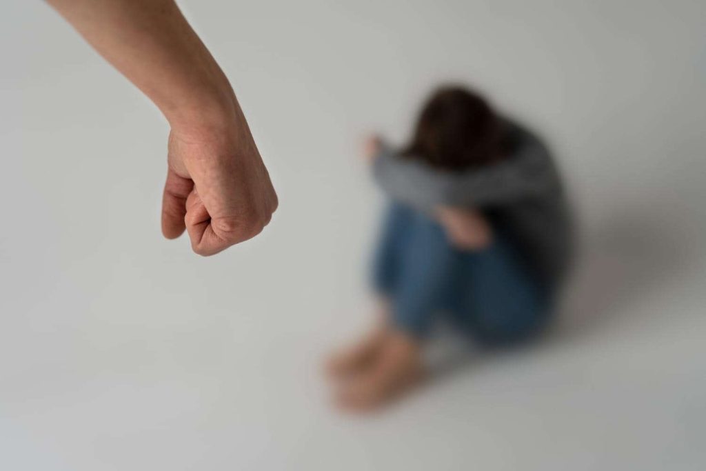 Soroti Skandal Jeffrey Epstein, Pakar UGM Sebut Picu Reviktimisasi Trauma Kembali Pada Korban Soroti Skandal Jeffrey Epstein, Pakar UGM Sebut Picu Reviktimisasi Trauma Kembali Pada Korban