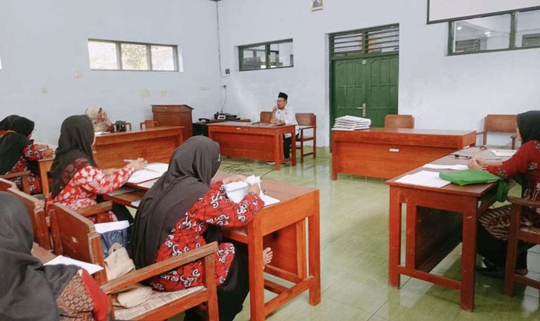 Perkuat Ketahanan Keluarga, KUA Pengasih Gelar Pendampingan Pusaka Sakinah di Tawangsari