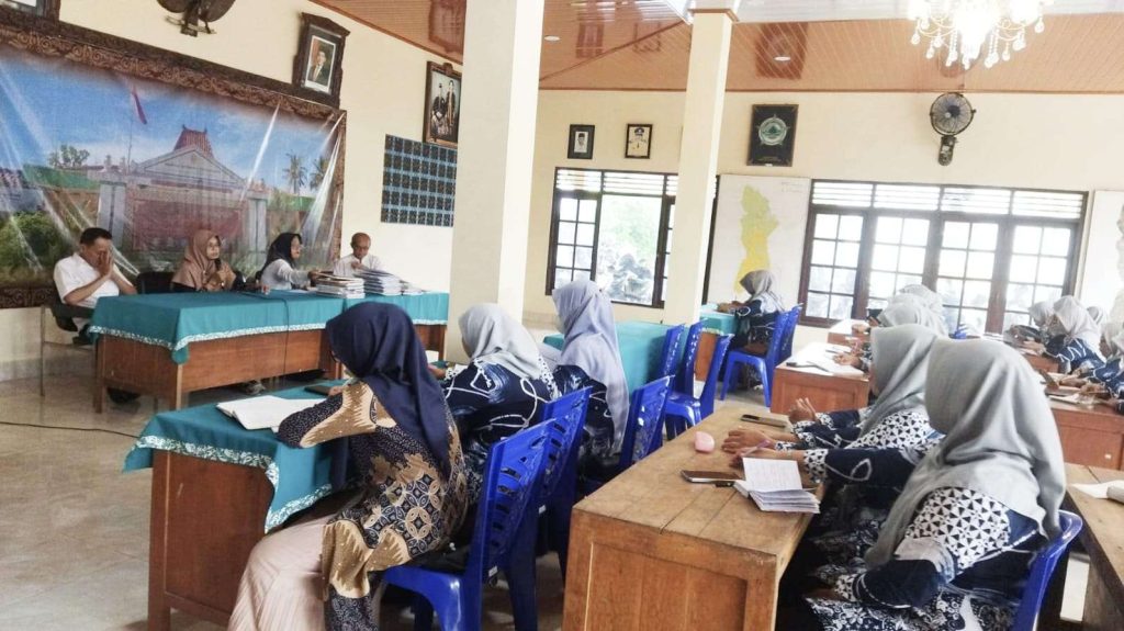 Sukseskan The Most KUA di Karangsari: Dari Cerdas Finansial Ramadhan hingga Waspada Child Grooming Sukseskan The Most KUA di Karangsari: Dari Cerdas Finansial Ramadhan hingga Waspada Child Grooming