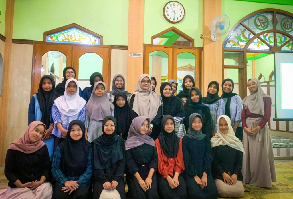 KUA Pengasih Edukasi Remaja Gebangan: Cegah Pergaulan Bebas dan Pernikahan Dini Demi Masa Depan Gemilang KUA Pengasih Edukasi Remaja Gebangan: Cegah Pergaulan Bebas dan Pernikahan Dini Demi Masa Depan Gemilang