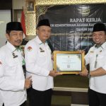 KUA Pengasih Sabet Penghargaan Inovasi “PELITA MADINAHKU” Terbaik Tahun 2025