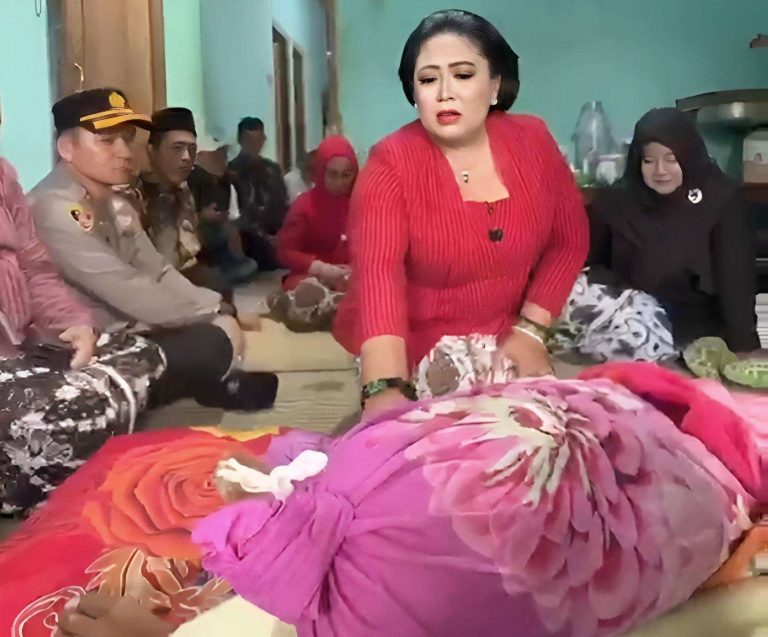 Bupati Gunungkidul Jenguk Dek Ida, Siapkan Ambulans dan Percepat Klaim Jasa Raharja Bupati Gunungkidul Jenguk Dek Ida, Siapkan Ambulans dan Percepat Klaim Jasa Raharja