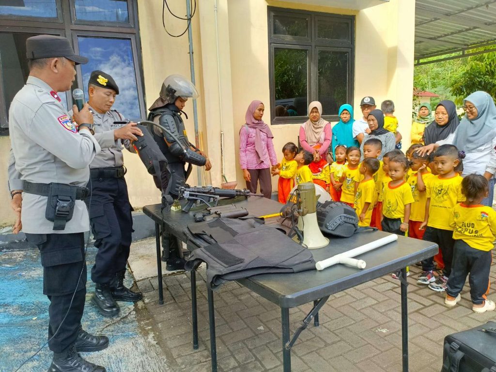 Polsek Tepus Terima Kunjungan PAUD Pertiwi Bintaos Sidoharjo, Kenalkan Profesi Polisi Sejak Dini