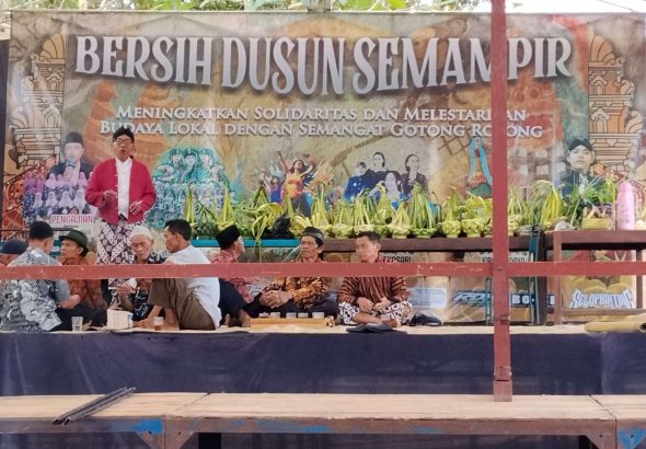 Warga Masyarakat Sangat  Antusias Ikuti Kirab Budaya Bersih Dusun Padukuhan Semampir Tahun 2026