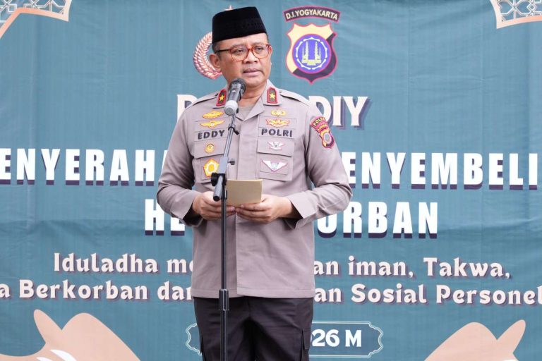 Sebar Kebaikan Iduladha 1447 H, Polda DIY Salurkan 17 Hewan Kurban ke Lembaga Sosial dan Masyarakat Se-DIY