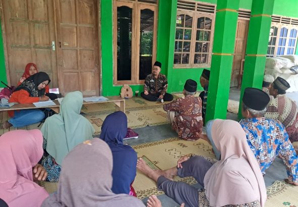 Sentuh Sanubari Lansia Jamus, KUA Pengasih Tanamkan Pentingnya Sikap Terbaik Hamba Kepada Allah SWT Sentuh Sanubari Lansia Jamus, KUA Pengasih Tanamkan Pentingnya Sikap Terbaik Hamba Kepada Allah SWT