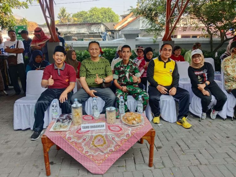 Penyuluh KUA Sewon Rustam Meriahkan Dies Natalis Ke-42 ISI Yogyakarta, Gaungkan Hidup Sehat dan Kebersamaan